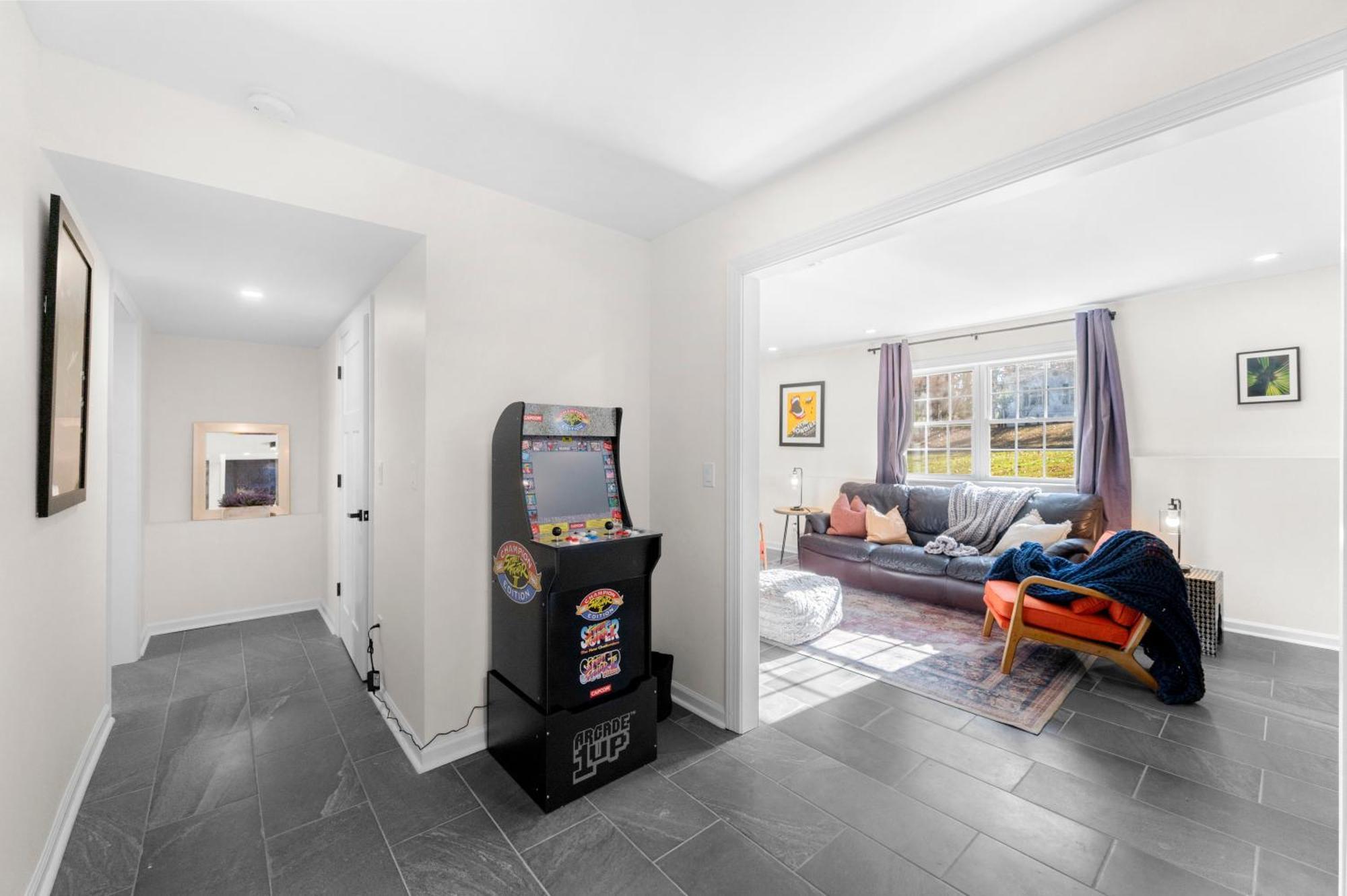 Outdoor Projector, Arcade, Fire Pit, 2 Car Garage, 2 Living Rooms Снеллвилл Экстерьер фото